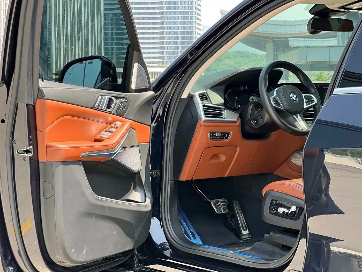 BMW X7 2021 — миниатюра 4