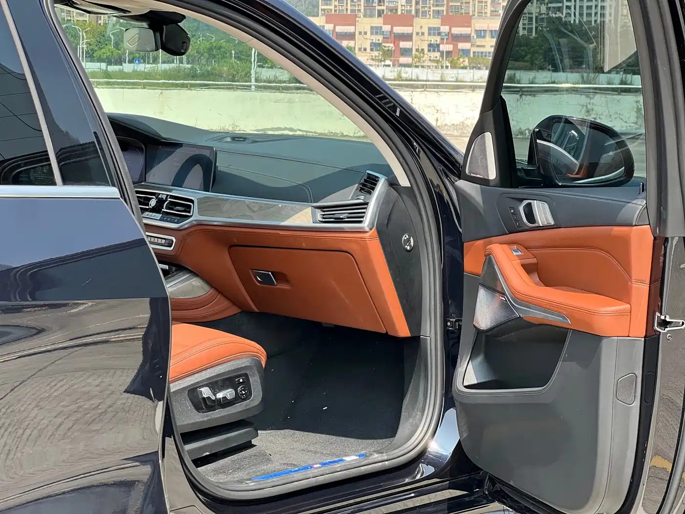 BMW X7 2021 — миниатюра 6