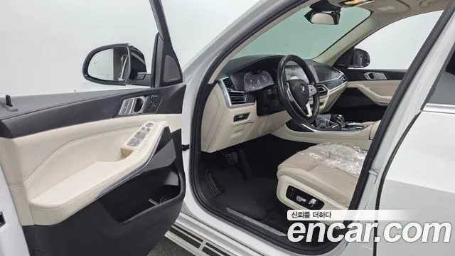 BMW X7 2021 — миниатюра 10