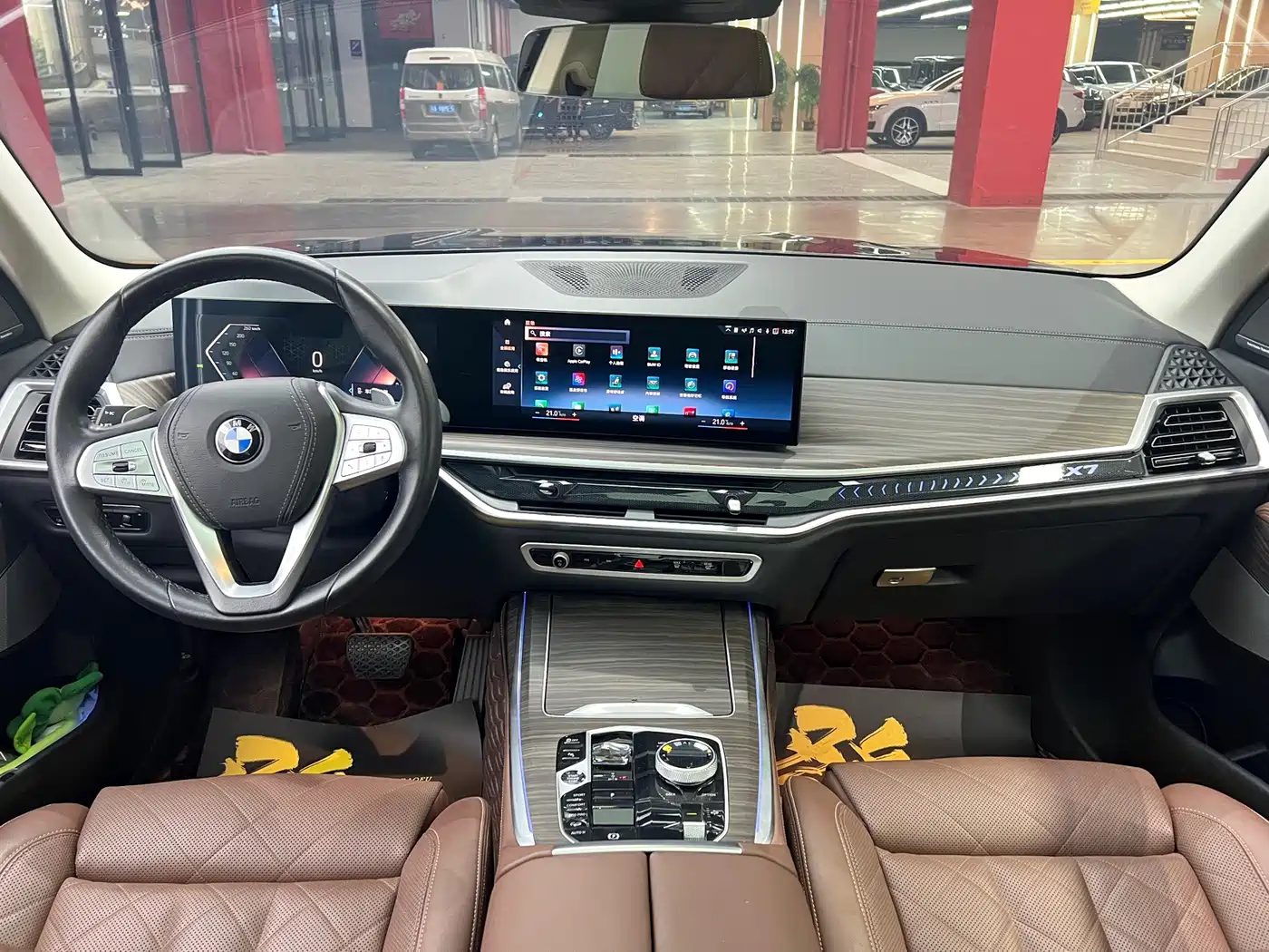 BMW X7 2023 — миниатюра 11