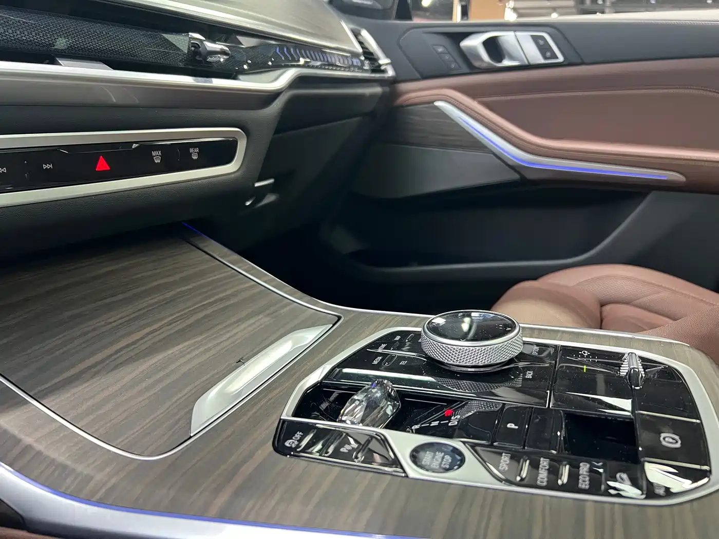 BMW X7 2023 — миниатюра 12