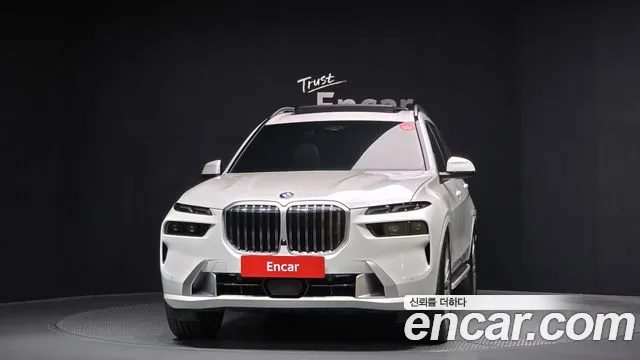 BMW X7 2025 — миниатюра 3
