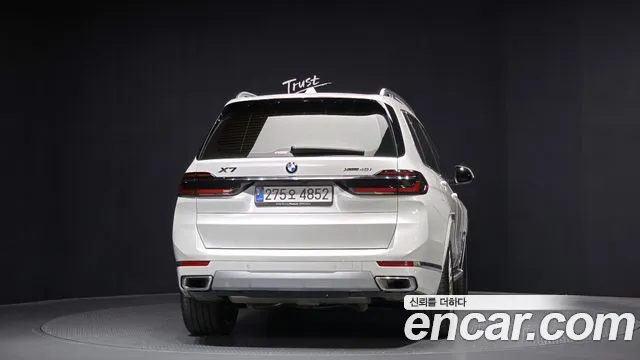 BMW X7 2025 — миниатюра 4