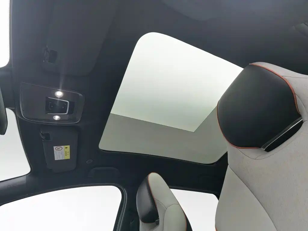BYD Dolphin 2022 — миниатюра 14