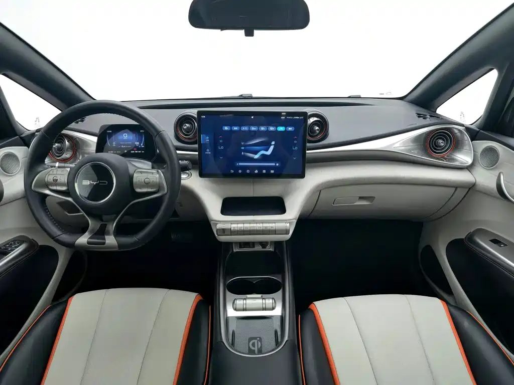 BYD Dolphin 2022 — миниатюра 5
