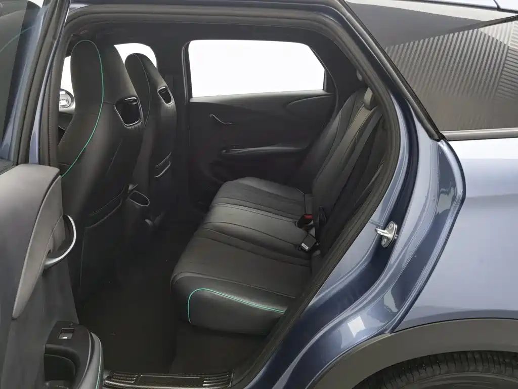 BYD Dolphin 2024 — миниатюра 15