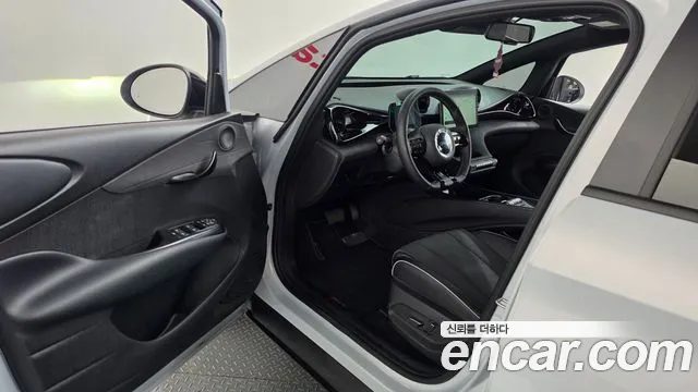 BYD Dolphin 2026 — миниатюра 10