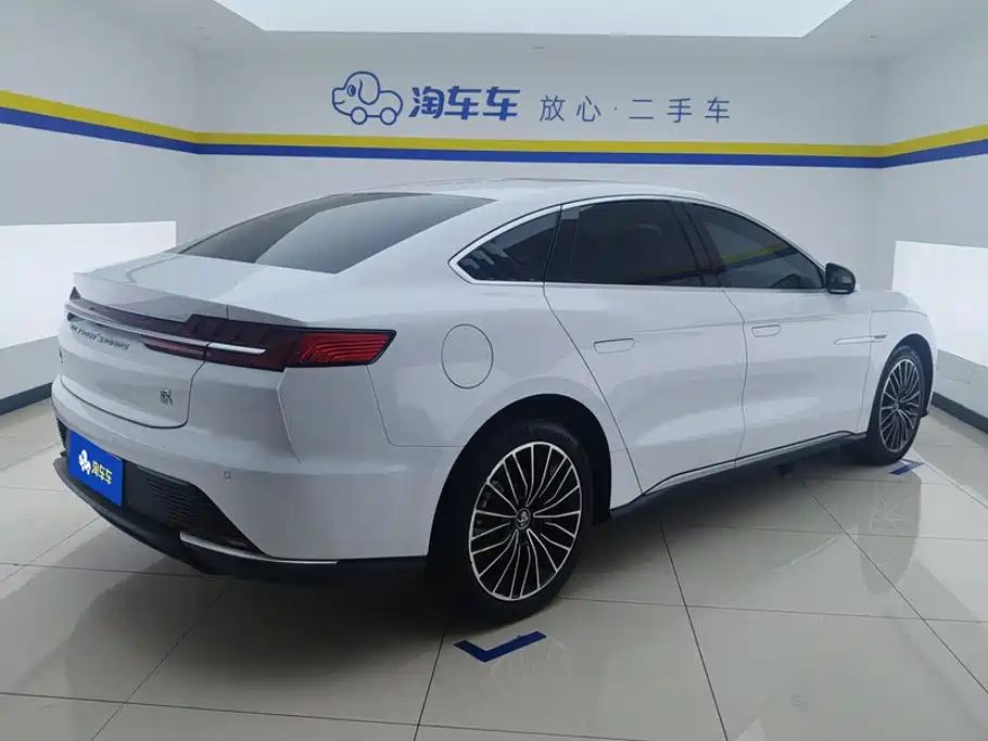 BYD Han 2023 — миниатюра 3