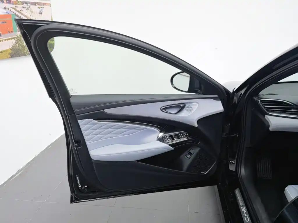 BYD Seal 2023 — миниатюра 8