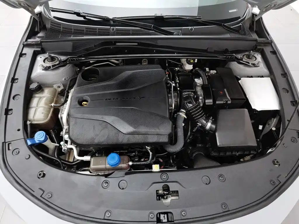 Changan UNI-V 2022 — миниатюра 6