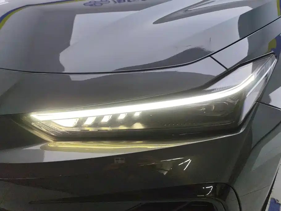 Changan UNI-V 2025 — миниатюра 5