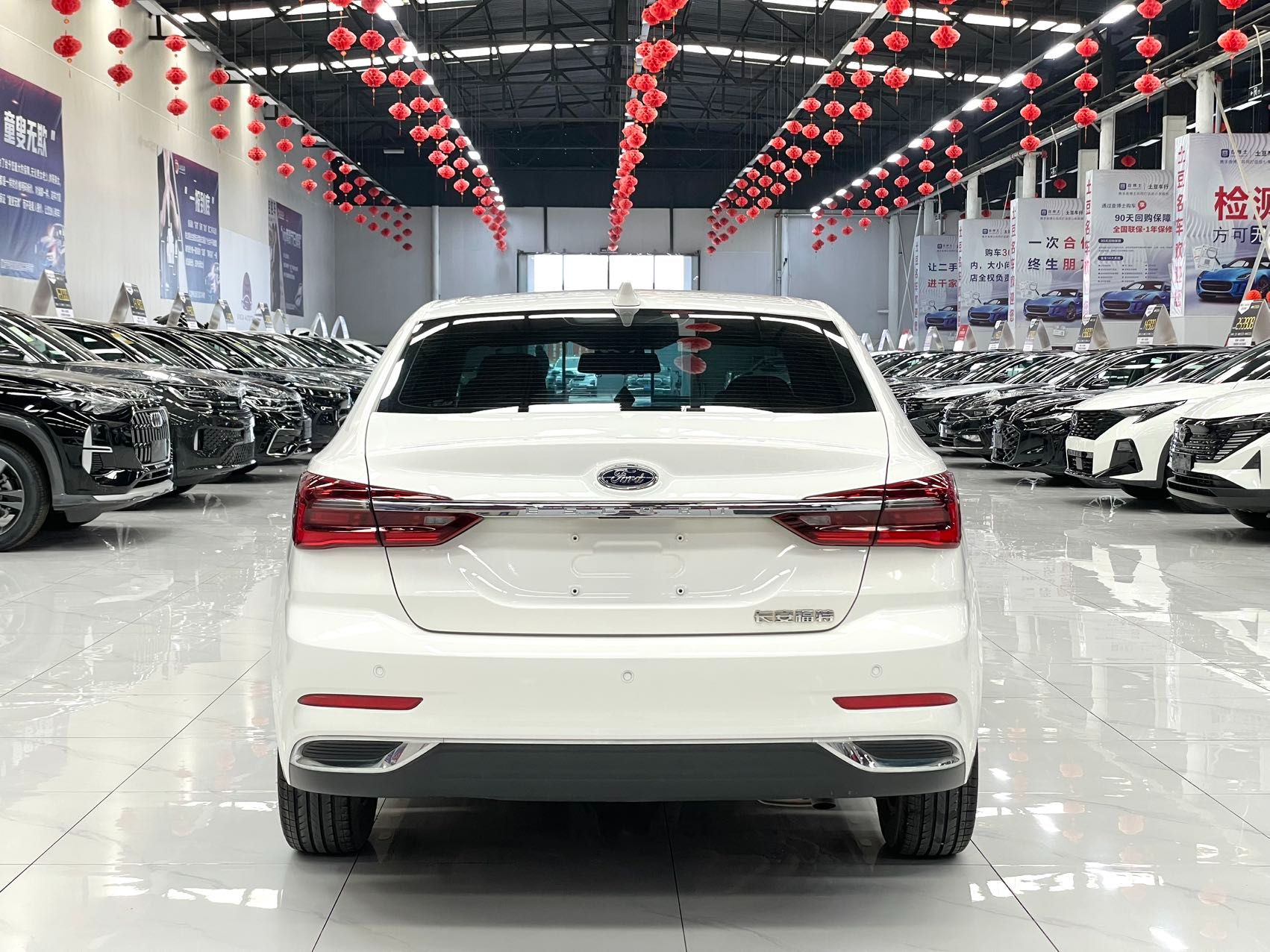 Ford Escort 2021 — миниатюра 3