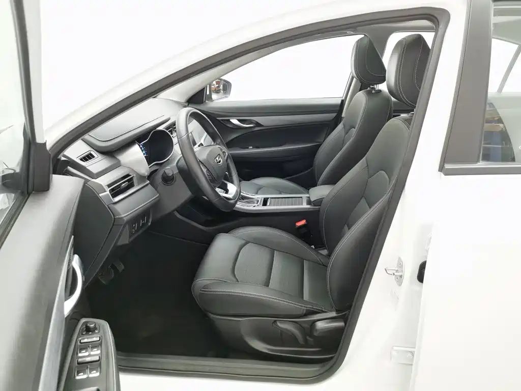 Geely Emgrand 2021 — миниатюра 10