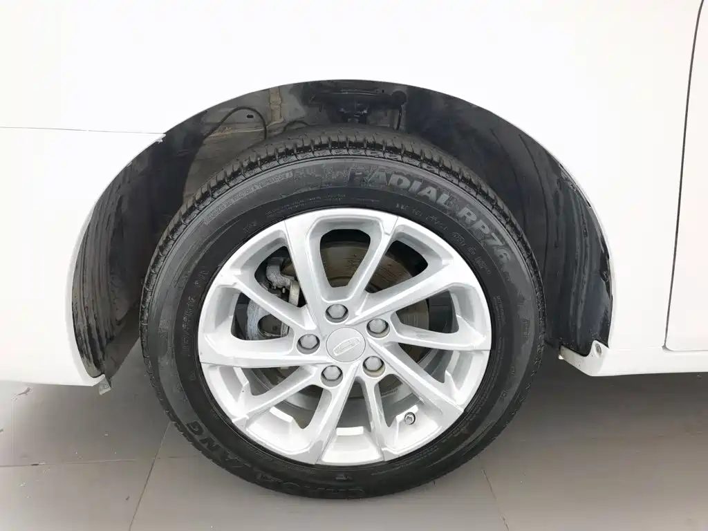 Geely Emgrand 2021 — миниатюра 17