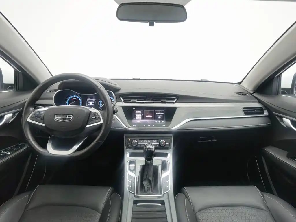 Geely Emgrand 2021 — миниатюра 5