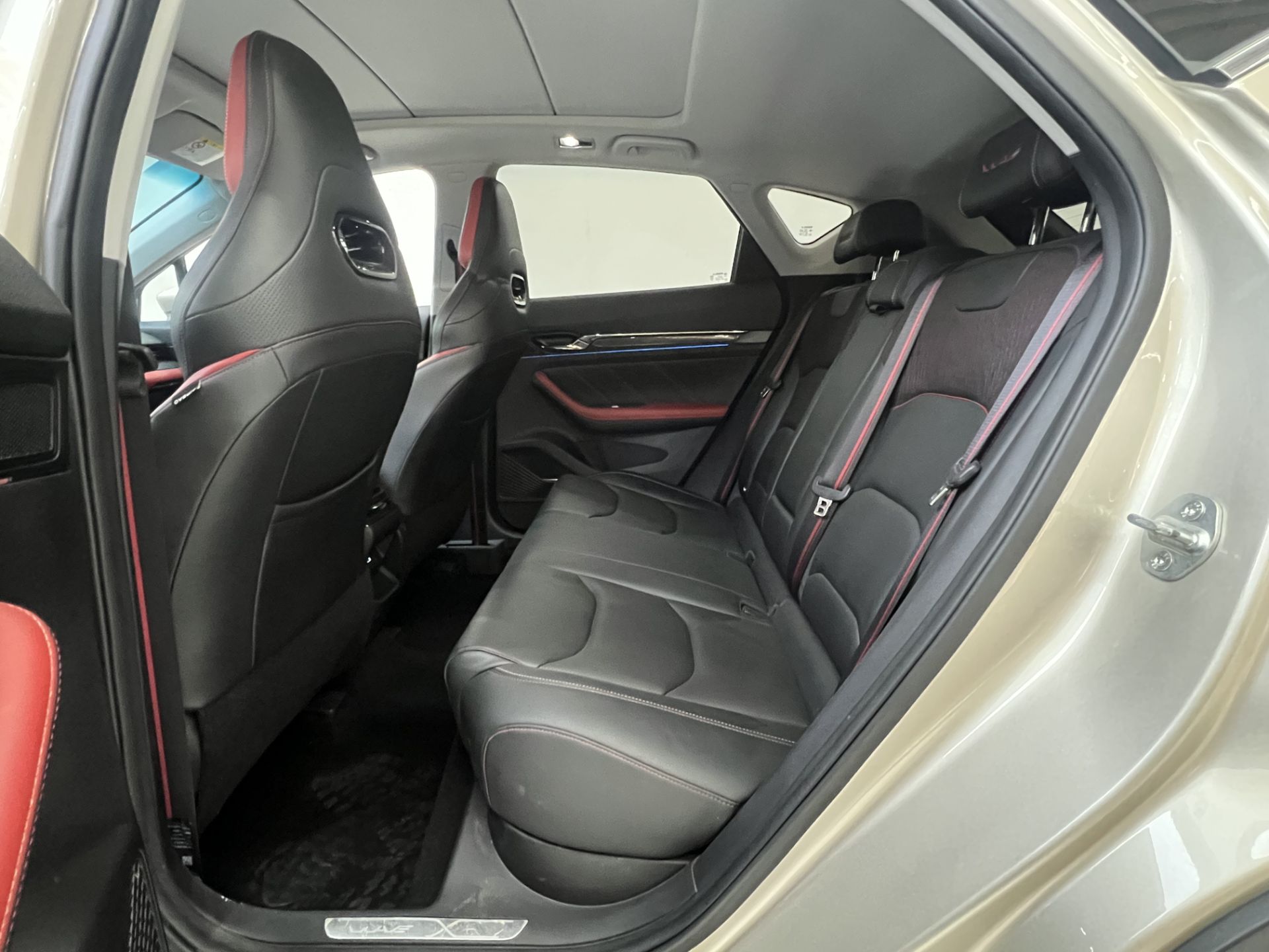 Geely EmgrandS 2021 — миниатюра 4