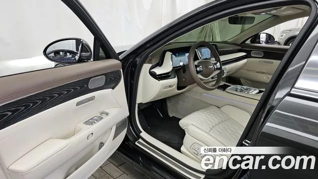 Genesis G90 2025 — миниатюра 10