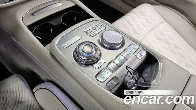 Genesis G90 2025 — миниатюра 9