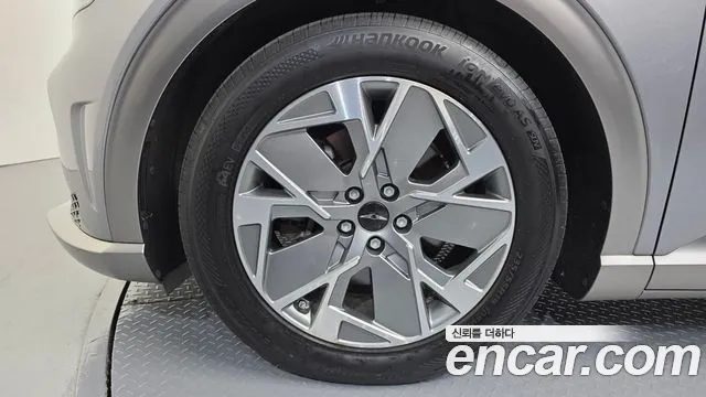 Genesis GV60 2022 — миниатюра 5
