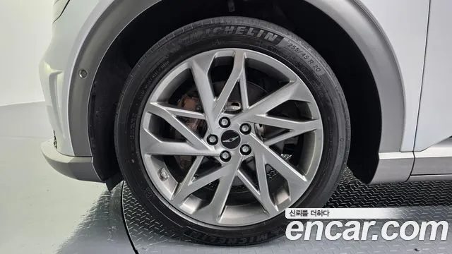 Genesis GV60 2025 — миниатюра 5