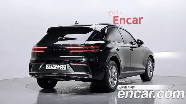 Genesis GV70 2025 — миниатюра 2