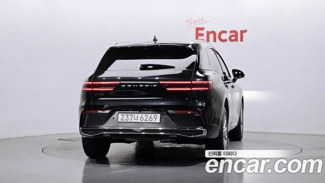 Genesis GV70 2025 — миниатюра 4