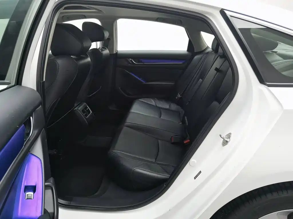 Honda Accord 2021 — миниатюра 15
