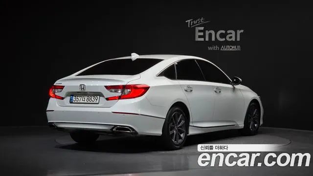Honda Accord 2021 — миниатюра 2