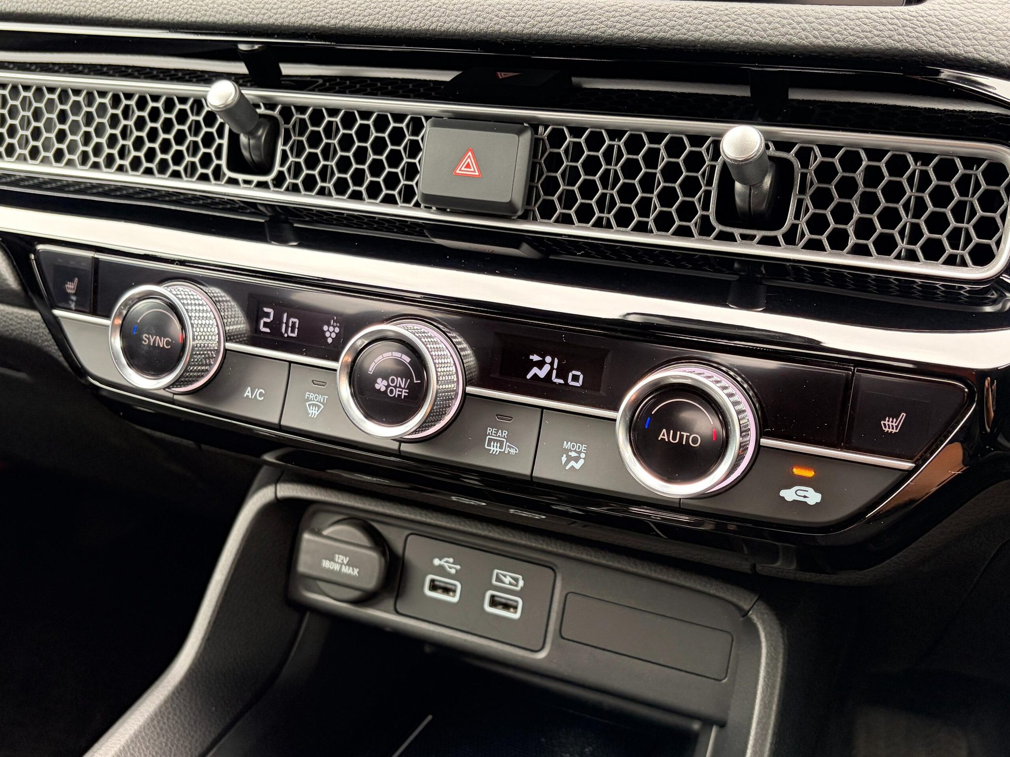 Honda Civic 2023 — миниатюра 9