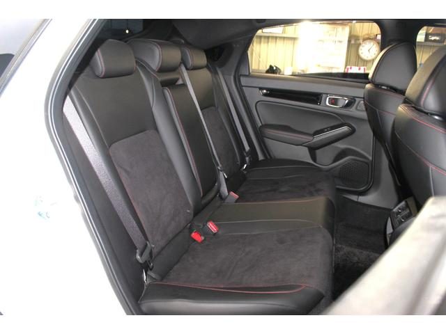 Honda Civic 2023 — миниатюра 8