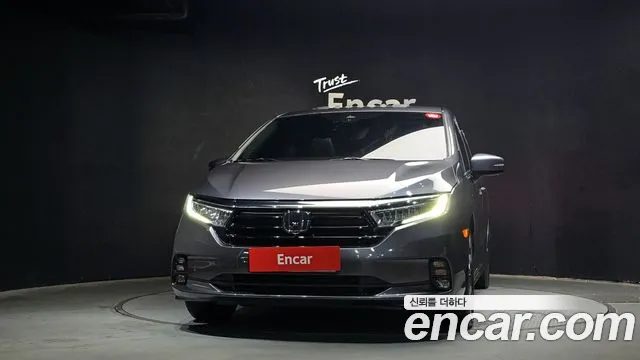 Honda Odyssey 2021 — миниатюра 3