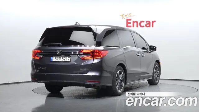Honda Odyssey 2022 — миниатюра 2