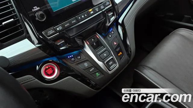 Honda Odyssey 2022 — миниатюра 9