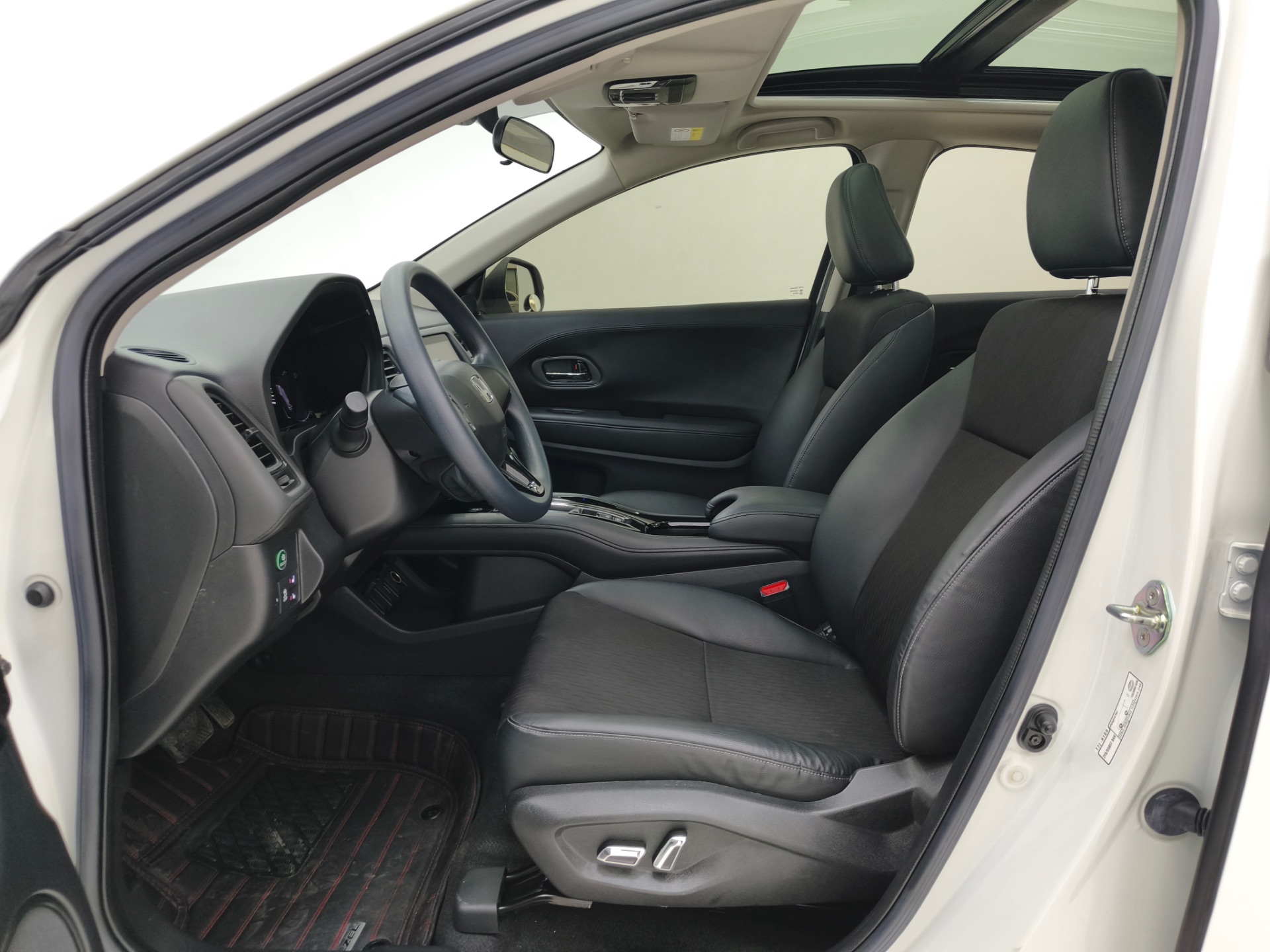 Honda Vezel 2020 — миниатюра 8