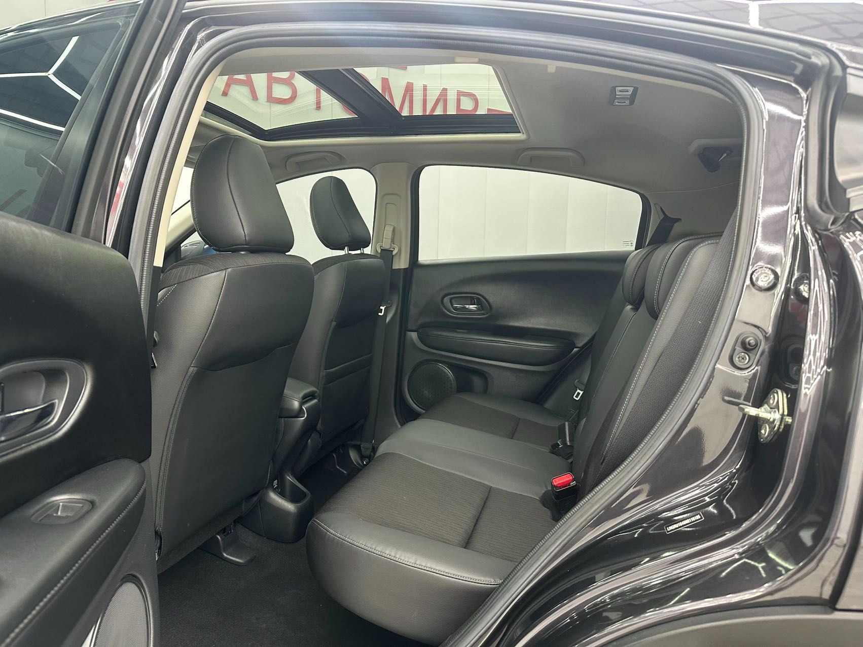 Honda VEZEL 2022 — миниатюра 7
