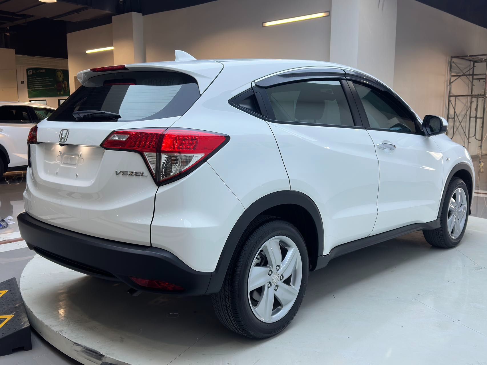 Honda Vezel 2022 — миниатюра 9