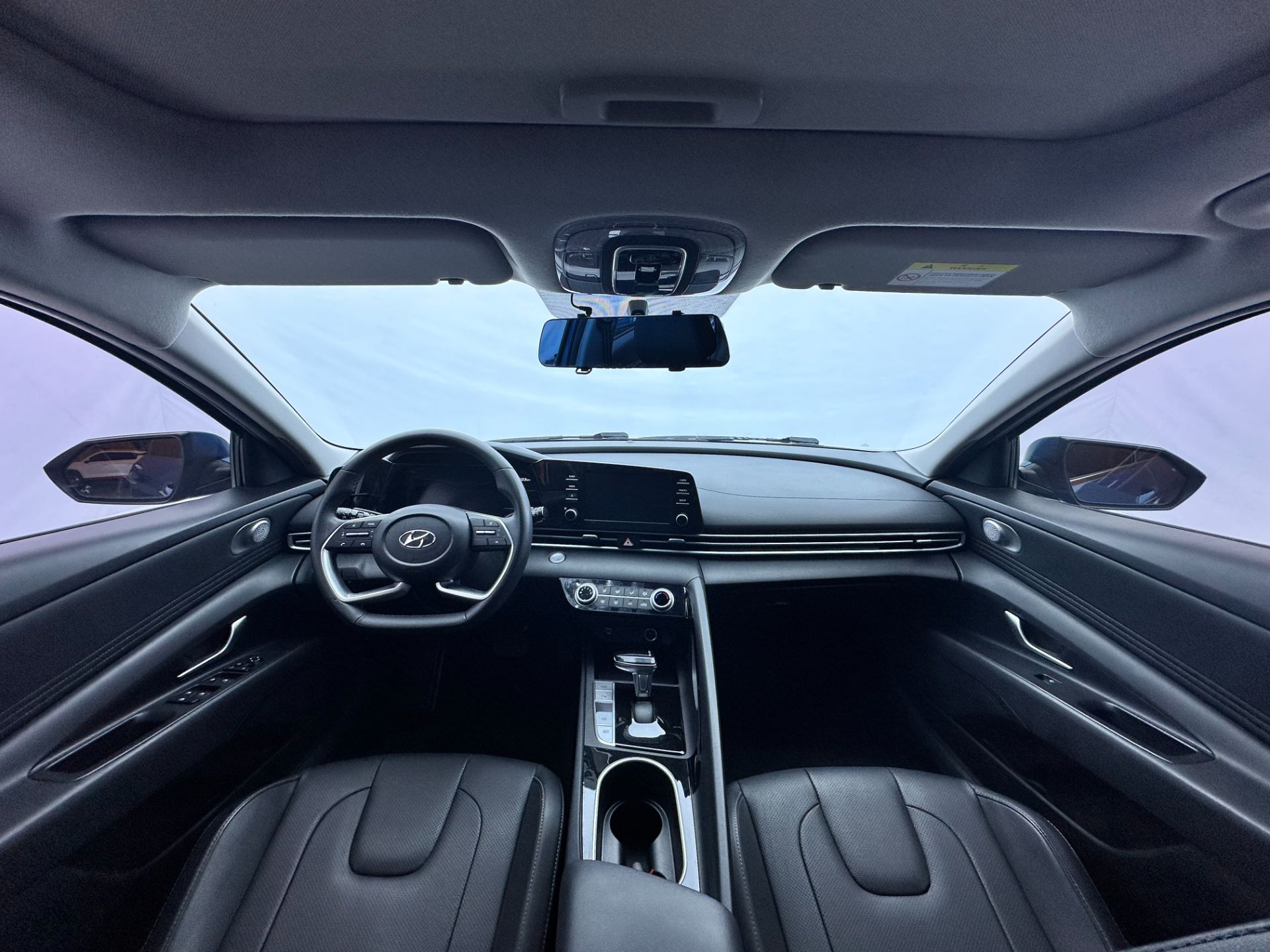 Hyundai Elantra 2021 — миниатюра 5