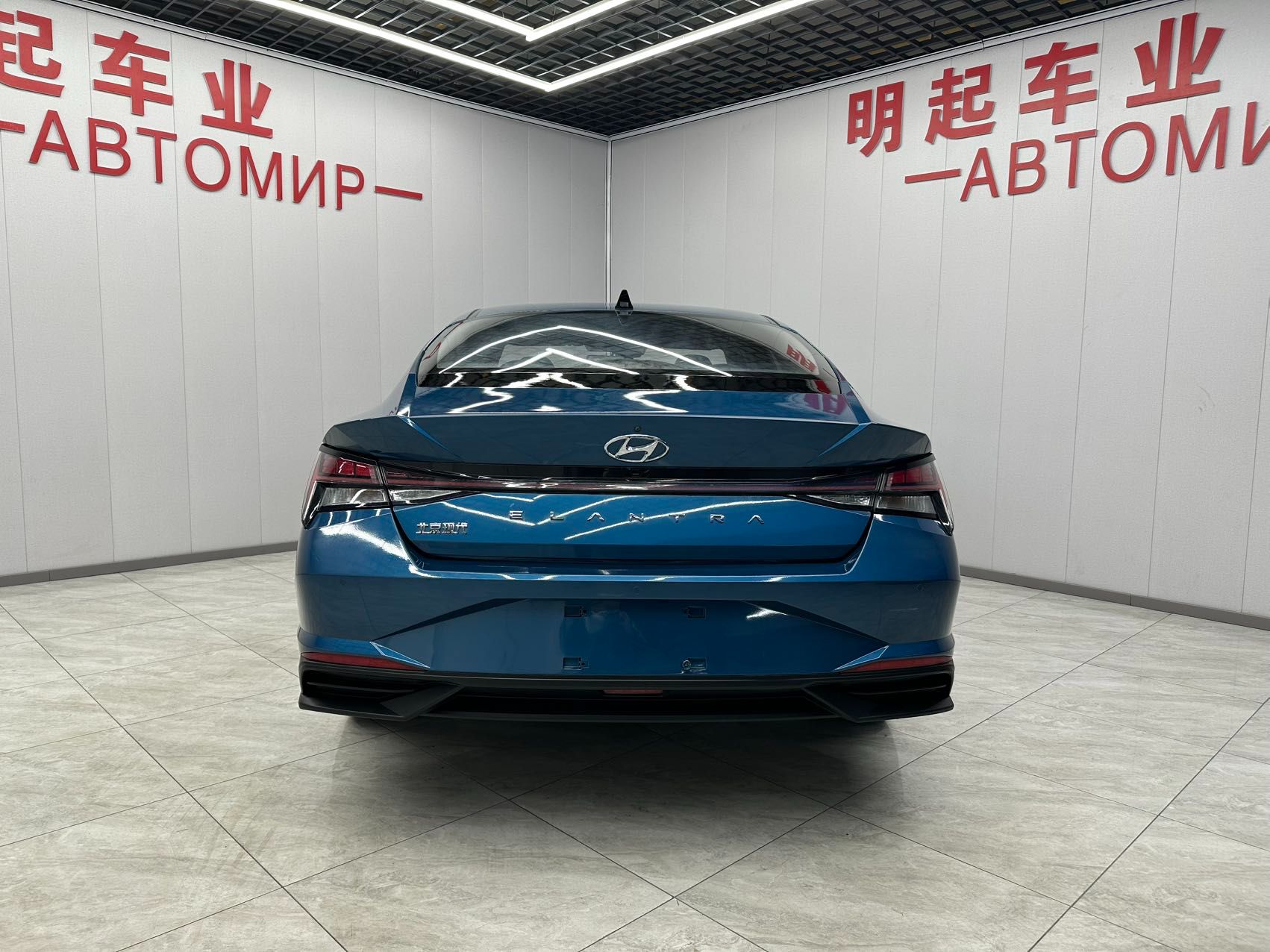 Hyundai Elantra 2021 — миниатюра 4