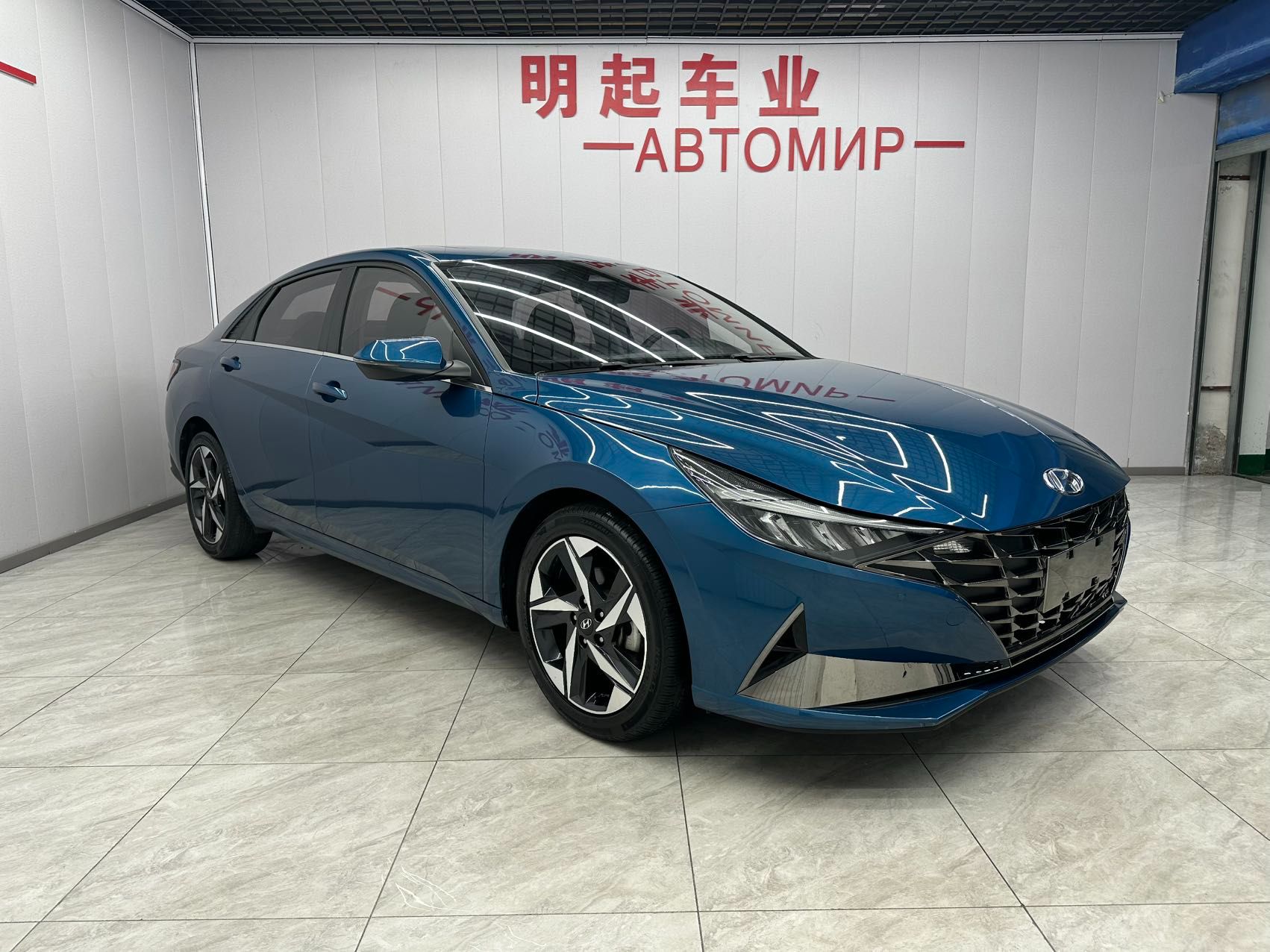 Hyundai Elantra 2021 — миниатюра 7