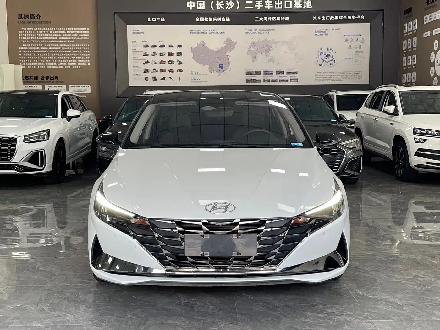 Hyundai Elantra 2021 — миниатюра 2
