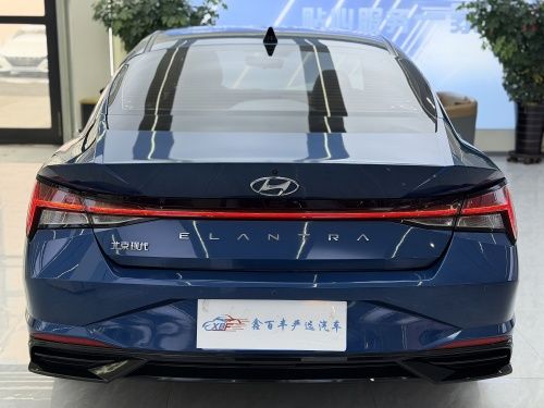 Hyundai Elantra 2022 — миниатюра 9