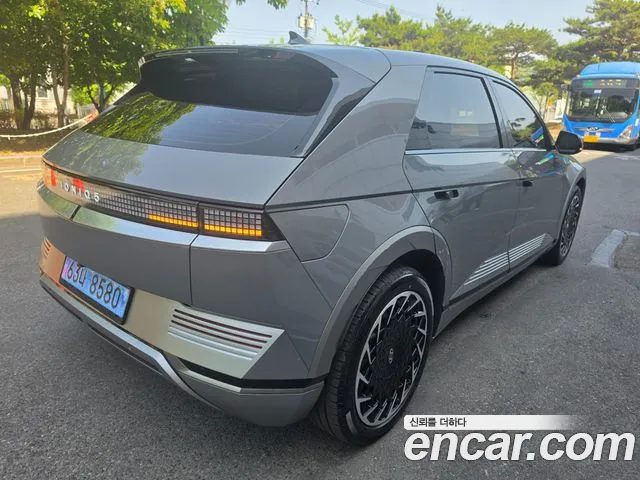 Hyundai Ioniq 5 2022 — миниатюра 2