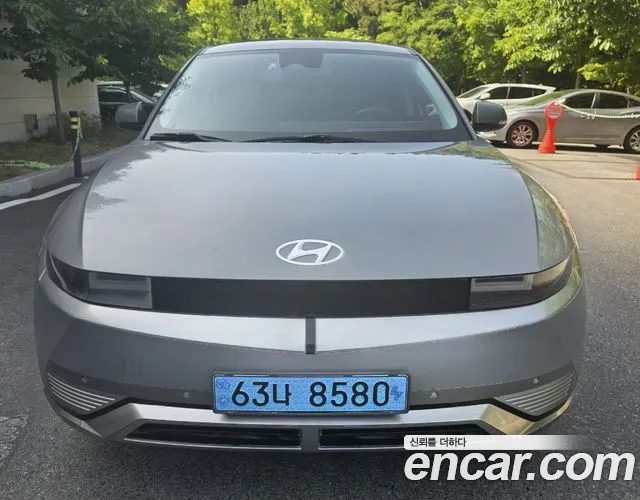 Hyundai Ioniq 5 2022 — миниатюра 3
