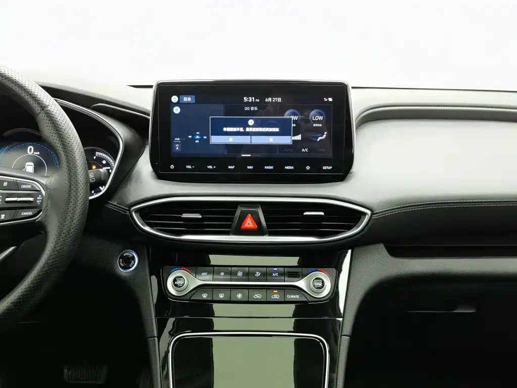 Hyundai Santa Fe 2022 — миниатюра 12