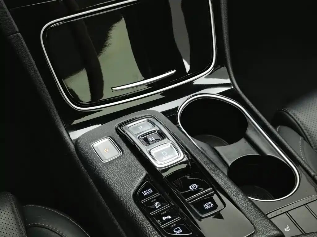 Hyundai Santa Fe 2022 — миниатюра 13