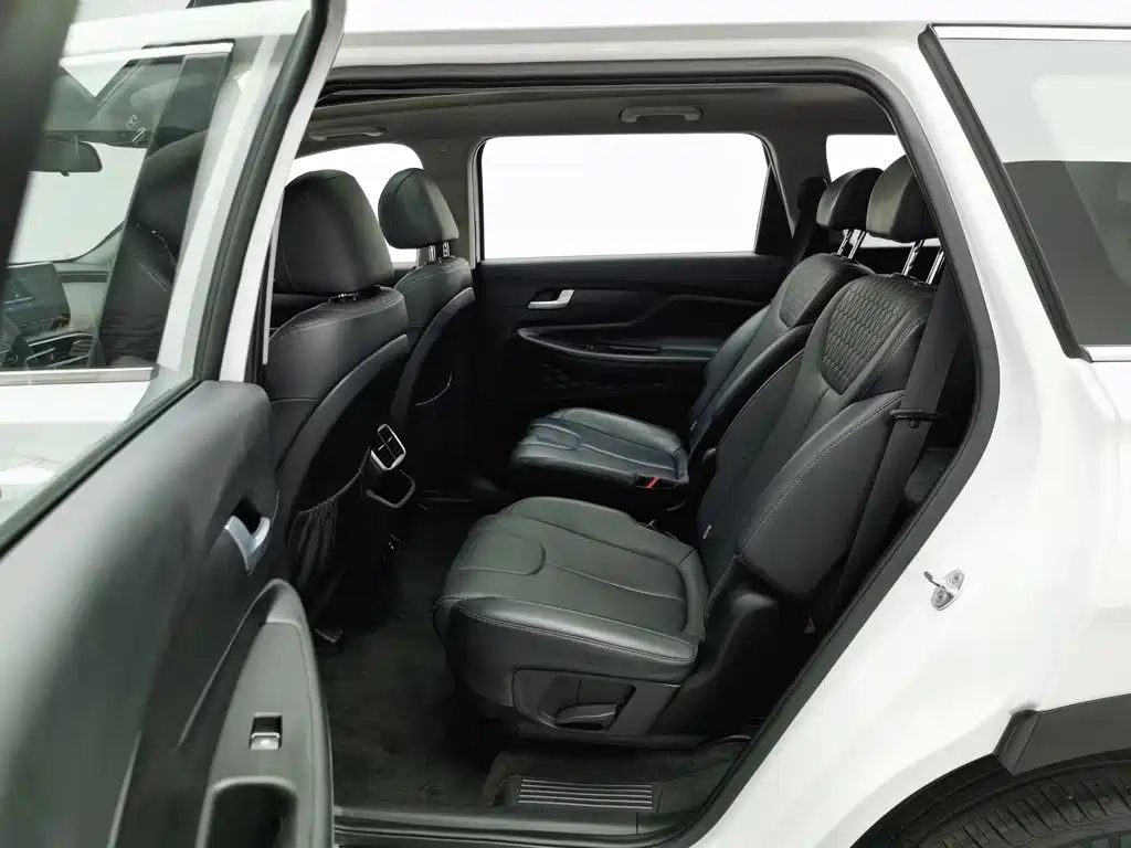 Hyundai Santa Fe 2022 — миниатюра 15