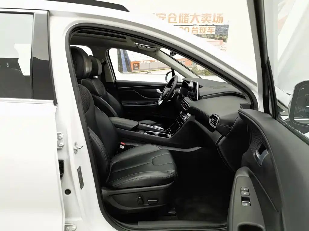 Hyundai Santa Fe 2022 — миниатюра 22