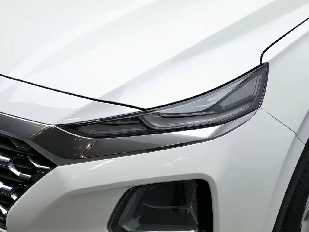 Hyundai Santa Fe 2022 — миниатюра 7