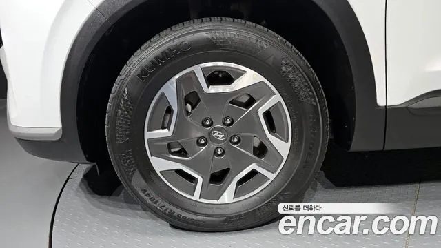 Hyundai Santafe 2022 — миниатюра 5