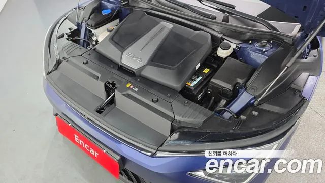 Kia EV6 2025 — миниатюра 6